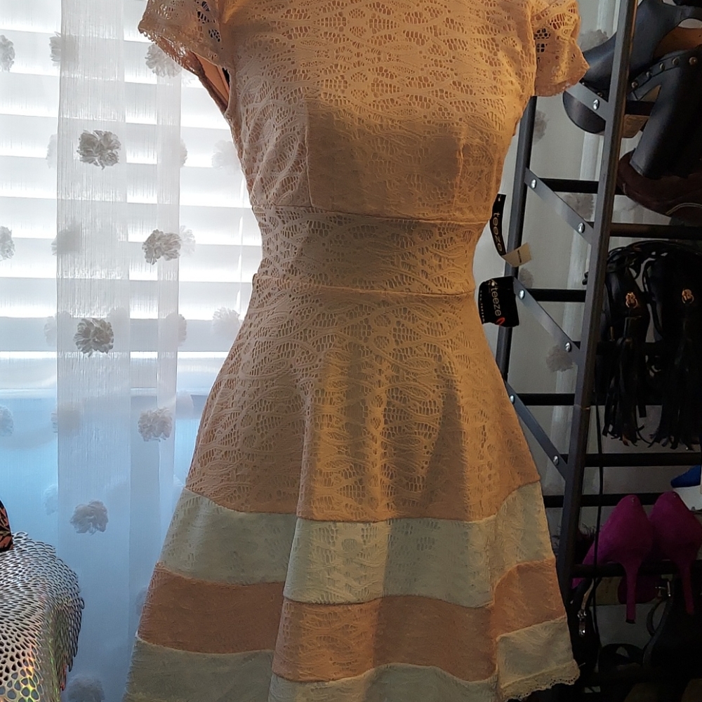 Tea Dress 🍵 - Picture 2 of 8
